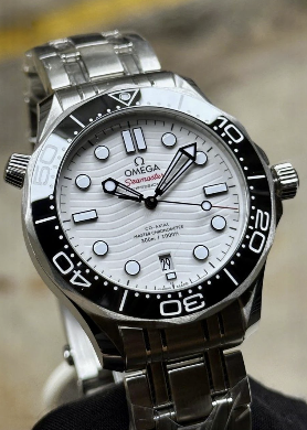Omega Seamaster 300 White Dial - foto 1
