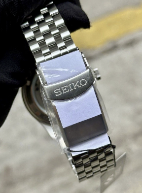 Seiko 5 Black Dial Explorer GMT SSK023K1 - foto 2