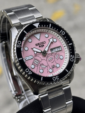 Seiko 5 x Millions Monster Collab Pink Limited Edition - foto 4